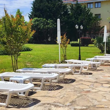 стела в к-с реджина маре Tsarevo