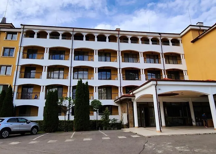 стела в к-с реджина маре Carewo