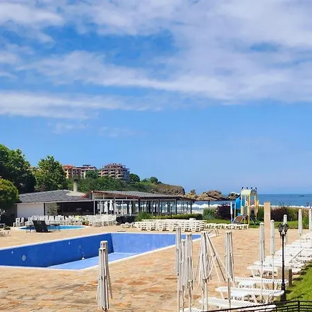 стела в к-с реджина маре Διαμέρισμα